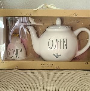 Teapot and Honey Pot Gift Set.